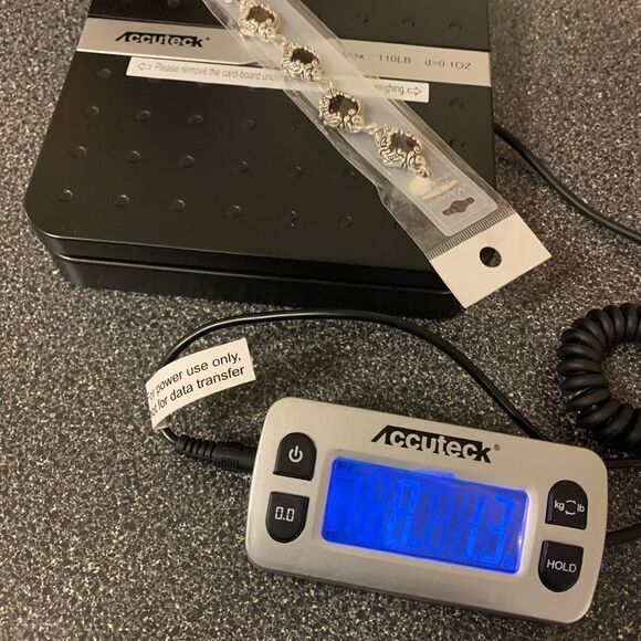 Bracelets   - Picture 14 of 14